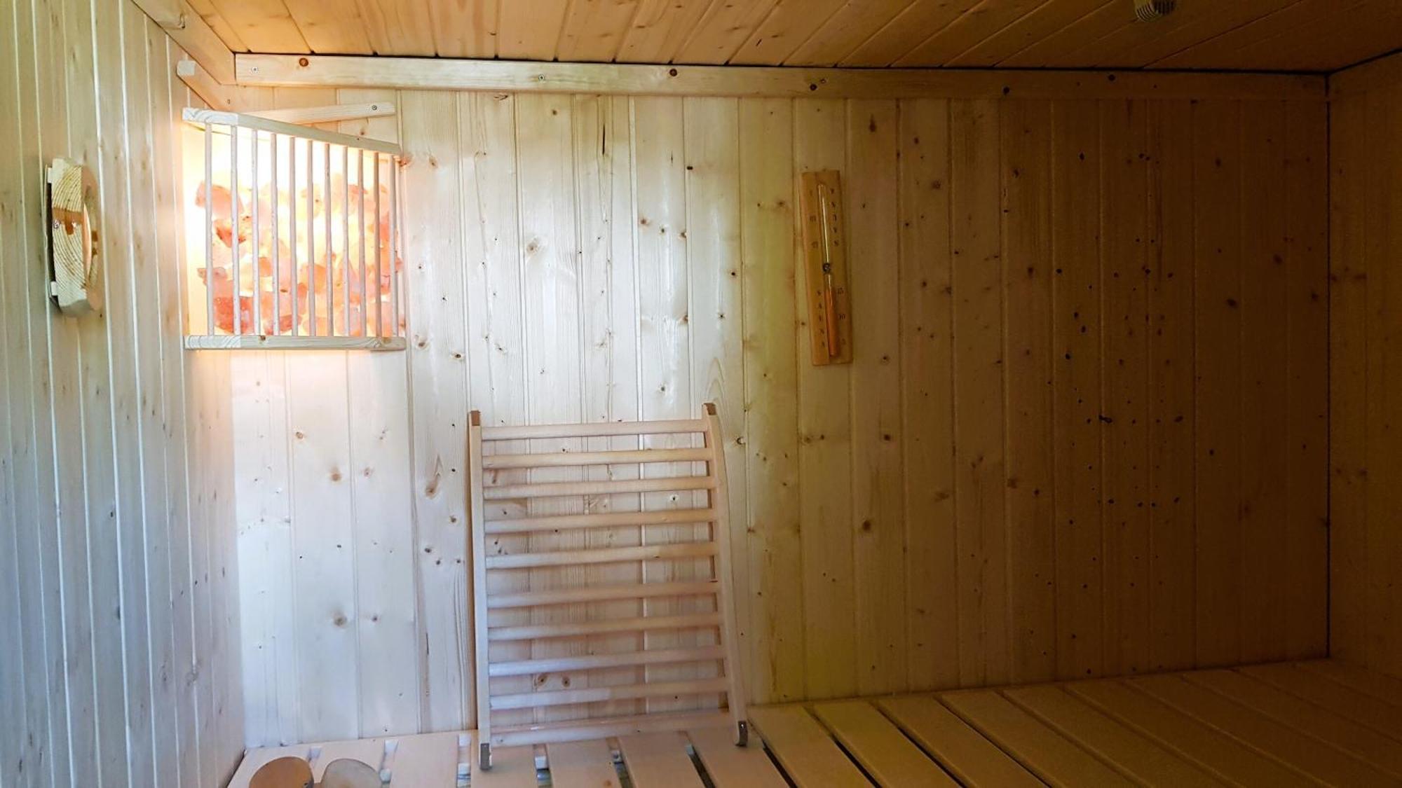 Haus Rosengarten Mit Sauna Bad Wunnenberg Exterior photo